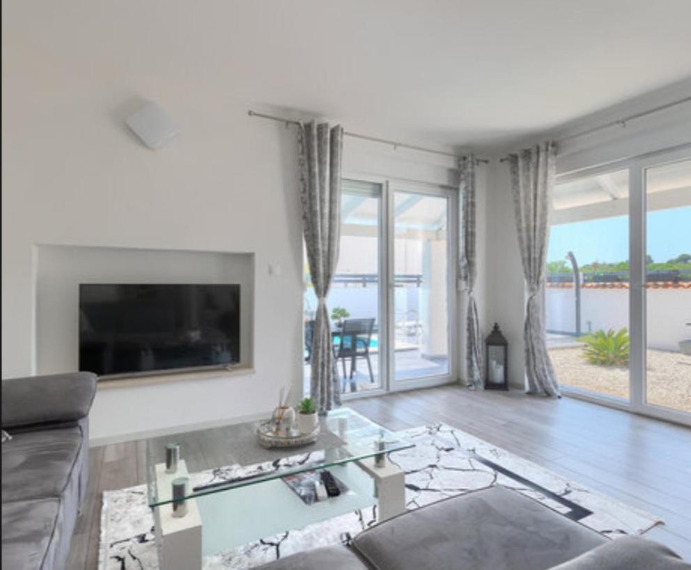 Villa Sarah Μεντουλίν Εξωτερικό φωτογραφία