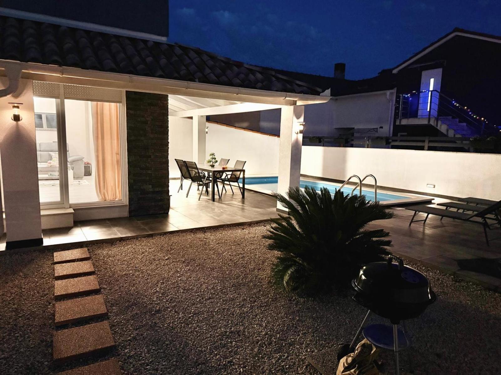 Villa Sarah Μεντουλίν Εξωτερικό φωτογραφία