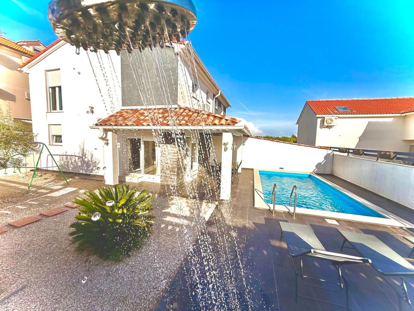 Villa Sarah Μεντουλίν Εξωτερικό φωτογραφία